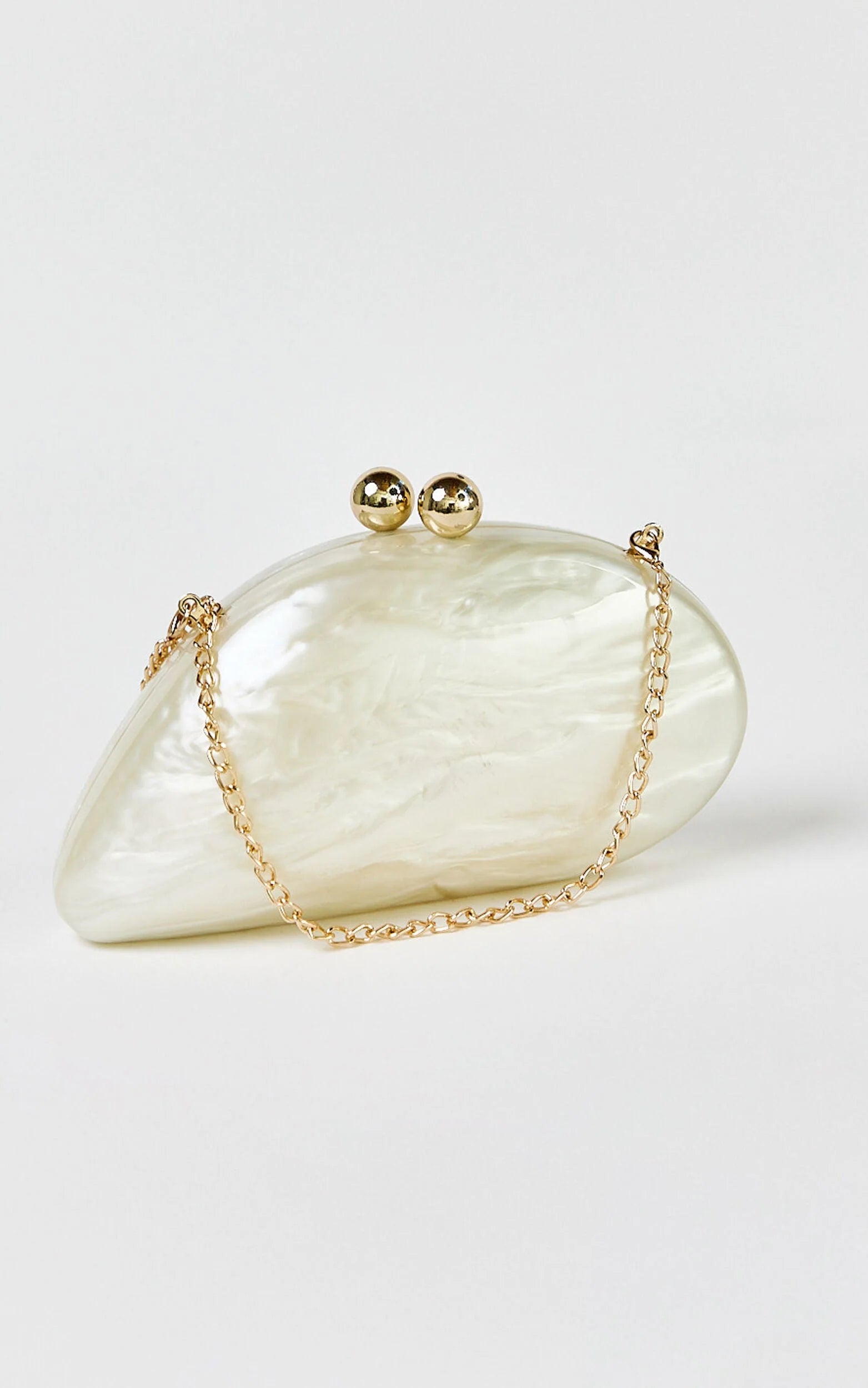 Nami  Clutch Bag in Pearl
